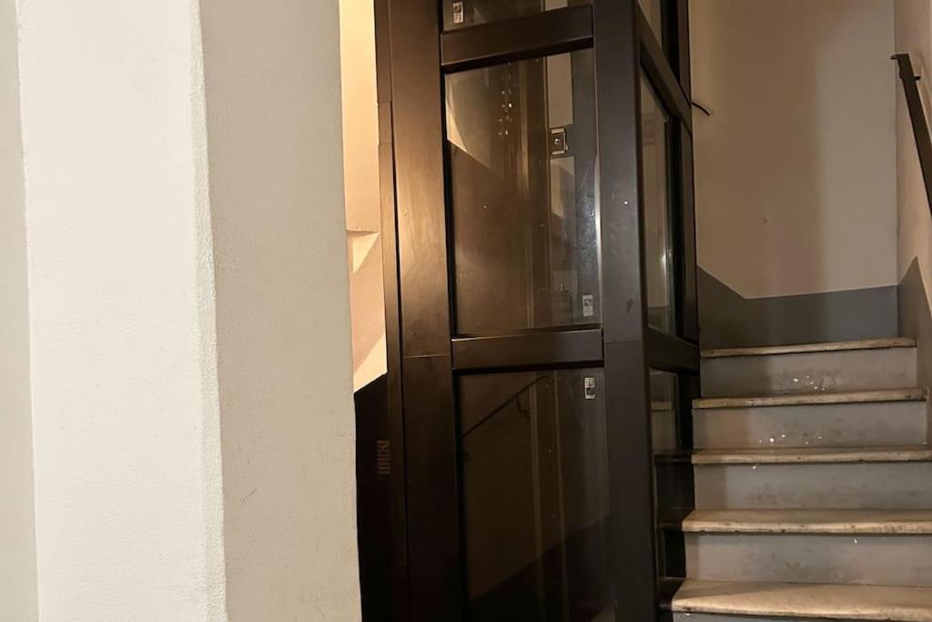 Splendido Appartamento Nel Centro Di Roma, Monti Eksteriør bilde